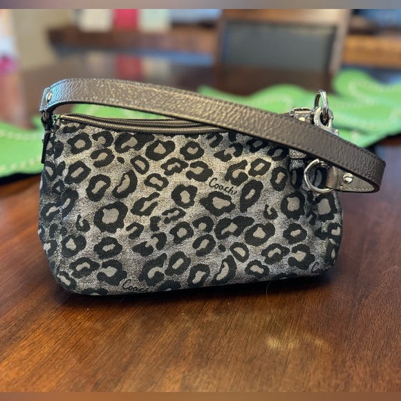 Coach Ocelot Leopard Print satchel/wristlet - Picture 3 of 7